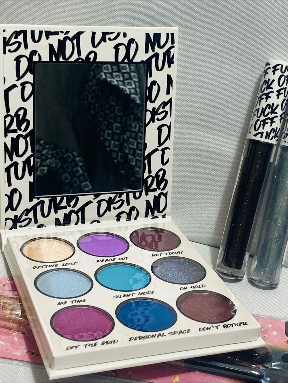 BH Cosmetics bundle includes